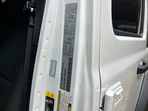 Used 2023 Jeep Wrangler Unlimited Sport AWD/4WD image 4