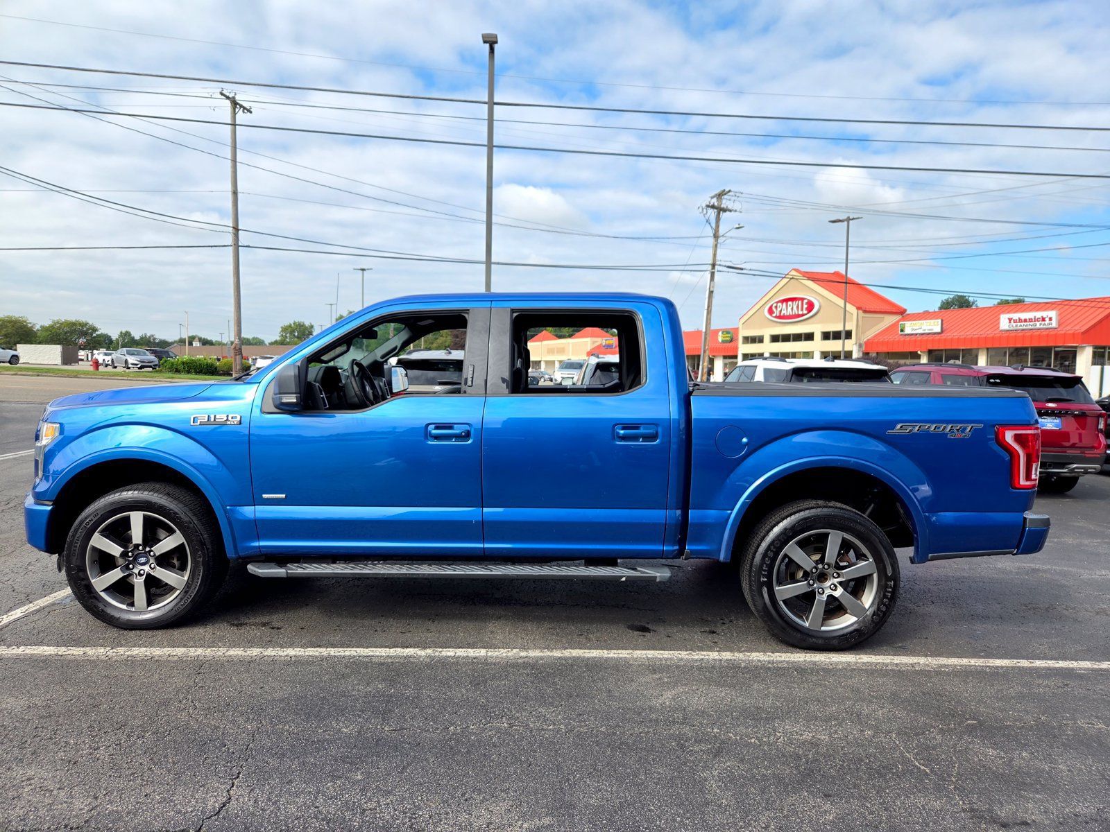 Used 2016 Ford F150 XLT w/ Equipment Group 301A Mid AWD/4WD image 7