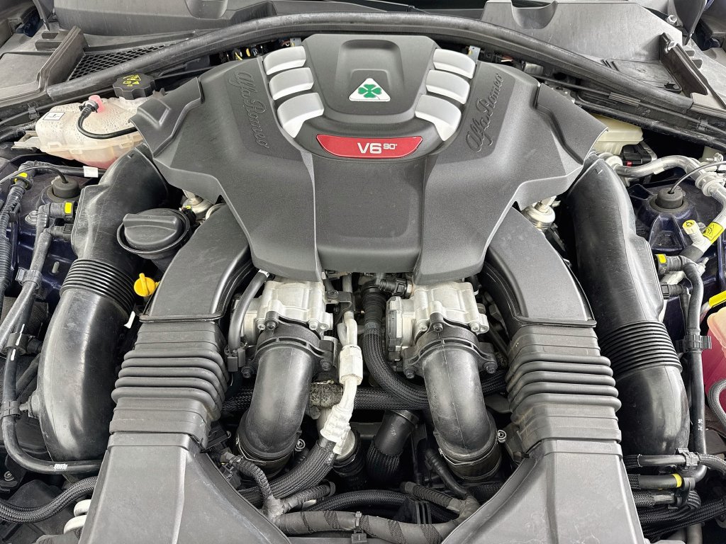 Used 2020 Alfa Romeo Giulia Quadrifoglio RWD image 30