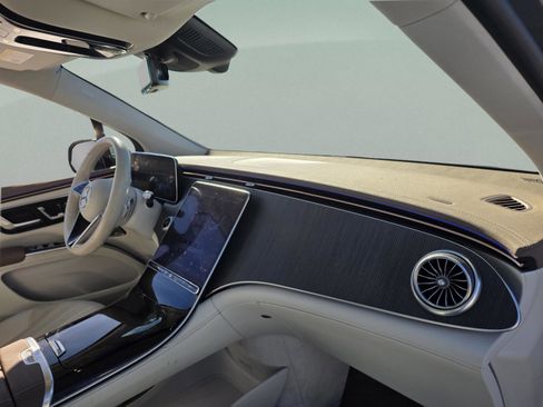 Used 2023 Mercedes-Benz EQS 450+ SUV image 32