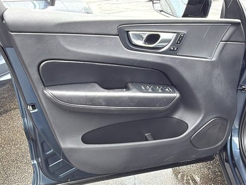 Certified 2025 Volvo XC60 B5 Plus image 13