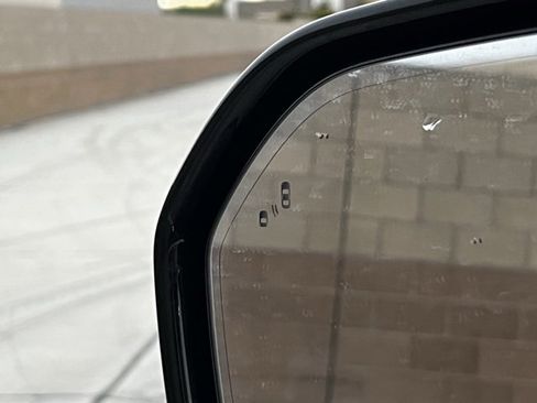 Used 2024 Lincoln Navigator Reserve image 19