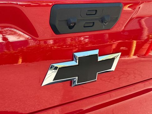 Used 2025 Chevrolet Silverado 1500 LT w/ Safety Package RWD image 6