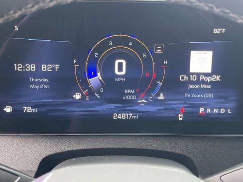 Used 2024 Chevrolet Traverse LT FWD image 45
