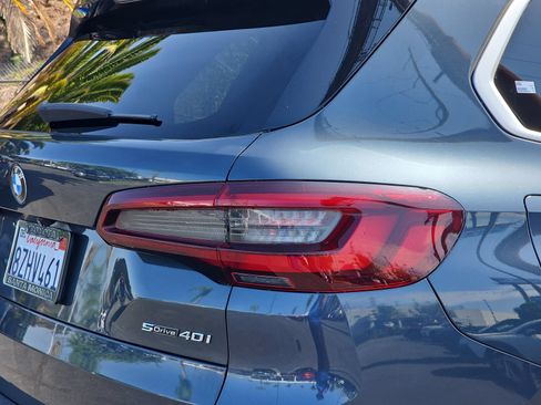 Used 2022 BMW X5 sDrive40i w/ Parking Assistance Package RWD image 11