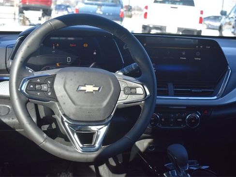 New 2026 Chevrolet Trax LT w/ Driver Confidence Package image 19