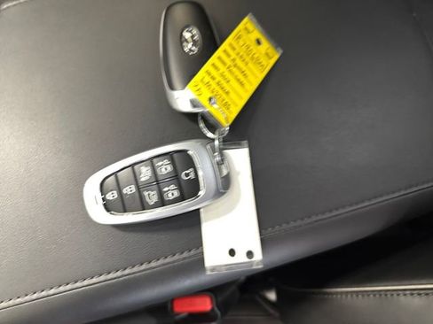 Used 2024 Hyundai Palisade Calligraphy image 27
