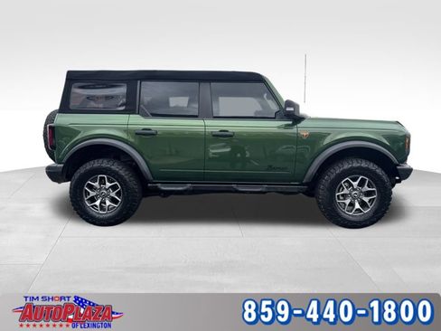 Used 2024 Ford Bronco Badlands image 9