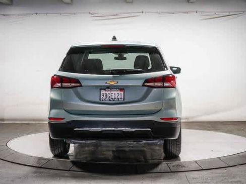Used 2022 Chevrolet Equinox LT w/ LPO, Floor Liner Package image 3