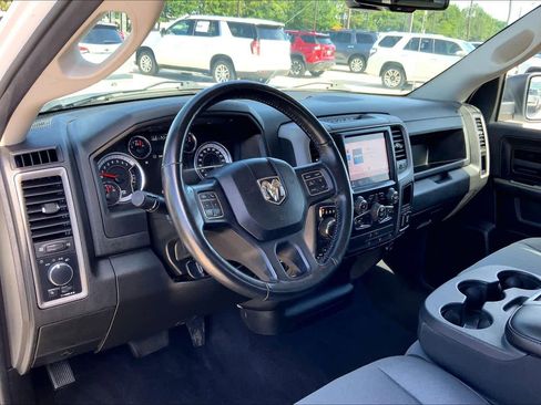 Used 2022 RAM 1500 Tradesman w/ Interior Cold Weather Group AWD/4WD image 16