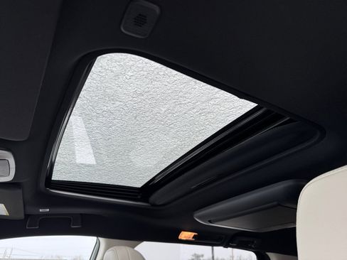 New 2026 Toyota Sienna Limited image 30