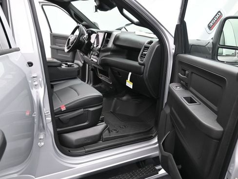 New 2026 RAM 3500 Tradesman w/ Chrome Appearance Group A AWD/4WD image 13