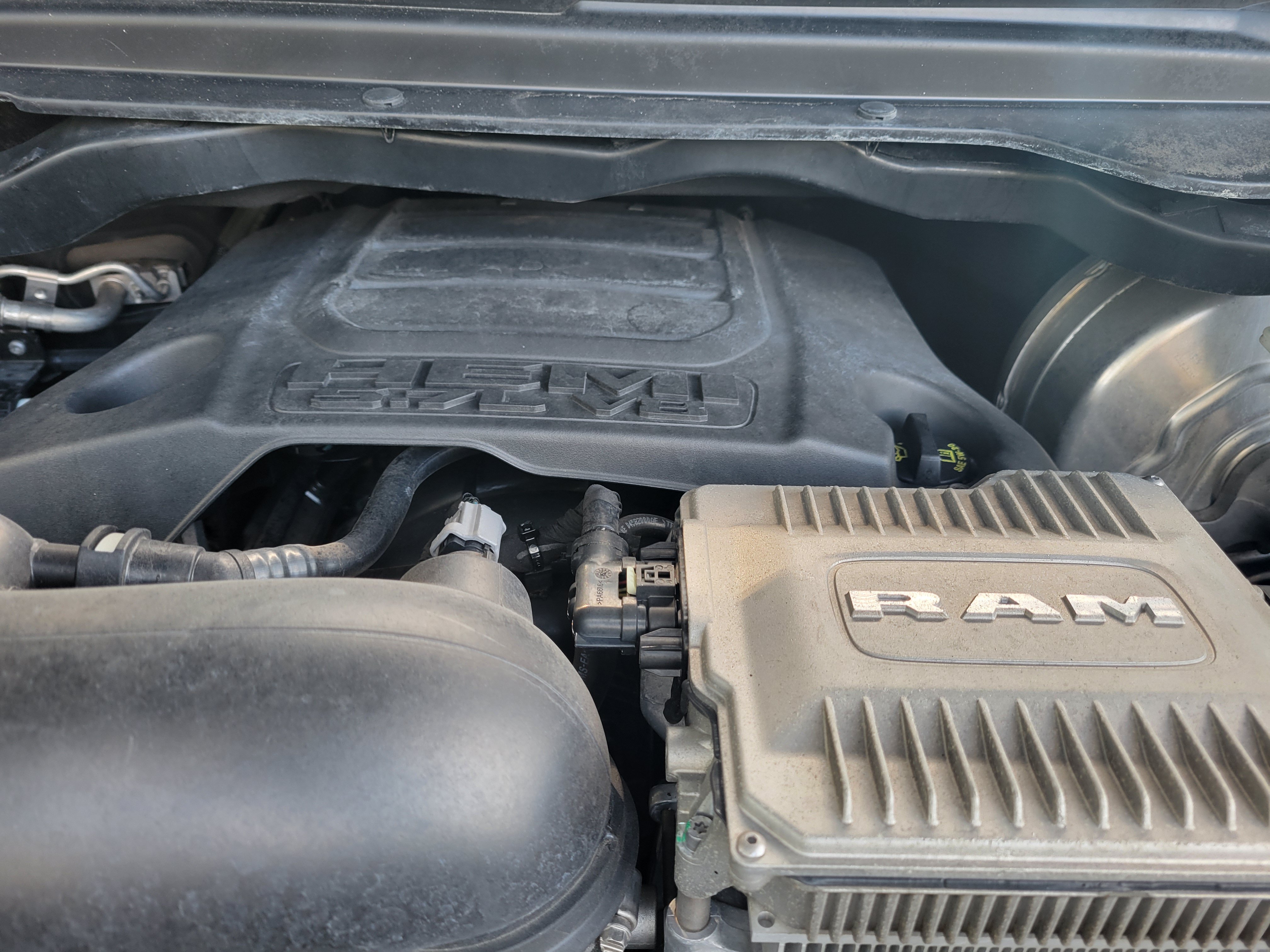 Used 2021 RAM 1500 Laramie w/ Sport Appearance Package AWD/4WD image 17
