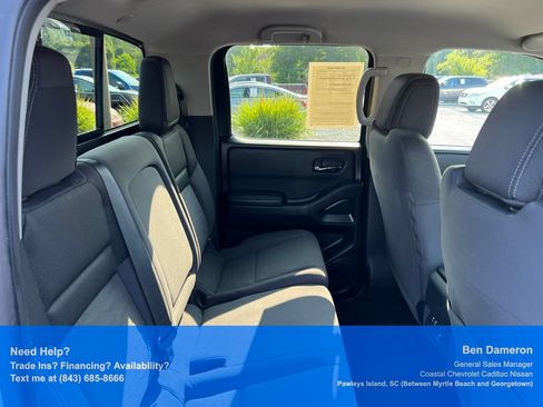 Used 2023 Nissan Frontier SV w/ SV Convenience Package RWD image 18