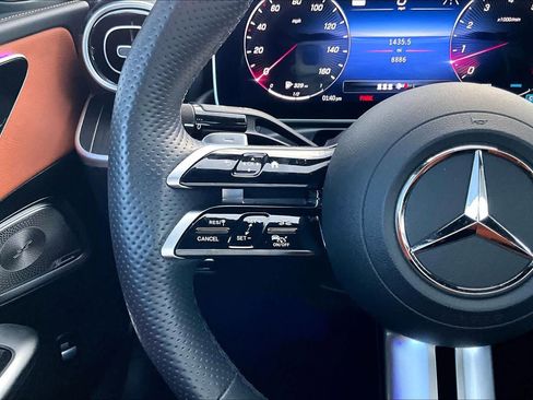 Used 2024 Mercedes-Benz C 300 Sedan image 23