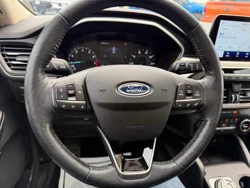 Used 2020 Ford Escape SEL FWD image 12