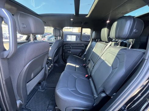 Certified 2025 Land Rover Defender 130 V8 image 30