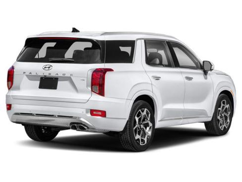 Used 2022 Hyundai Palisade Calligraphy FWD image 3