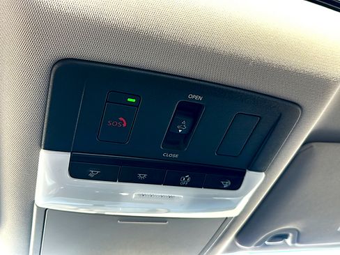 Used 2023 Nissan Altima 2.0 SR image 38