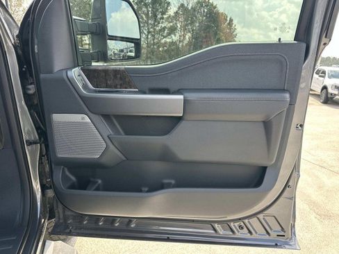 New 2026 Ford F350 Lariat w/ Black Appearance Package AWD/4WD image 14
