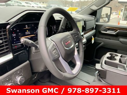 New 2026 GMC Sierra 2500 SLE image 10