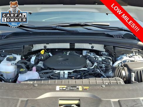 Used 2026 Jeep Grand Cherokee Altitude AWD/4WD image 29