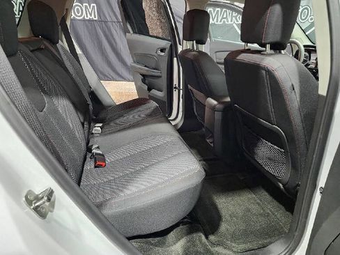 Used 2017 GMC Terrain SLE image 11