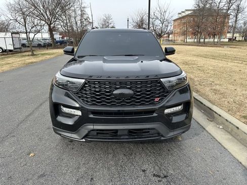 Used 2021 Ford Explorer ST w/ Equipment Group 401A image 4