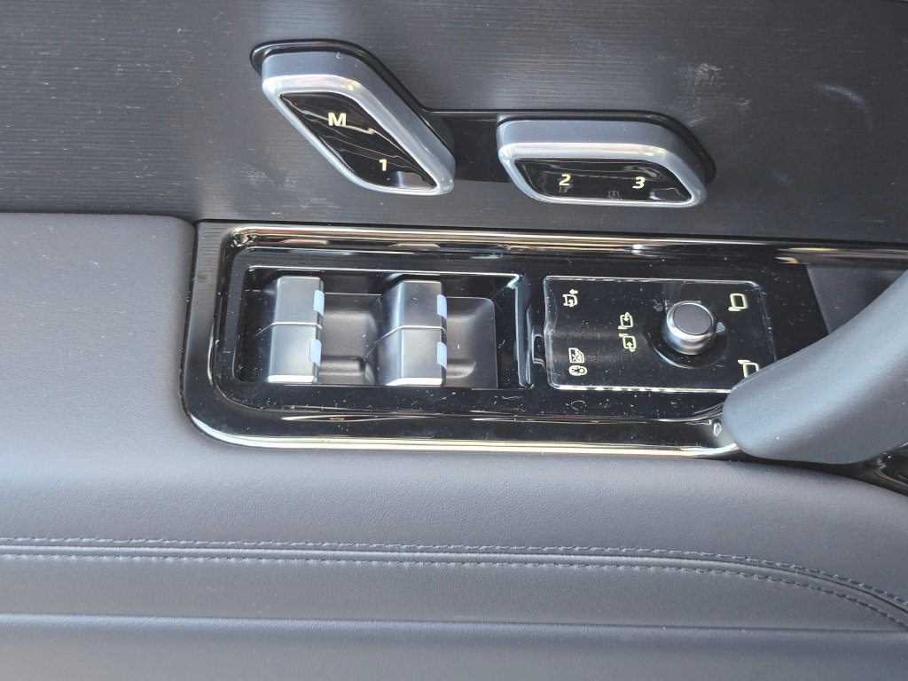 New 2027 Land Rover Range Rover Sport Dynamic SE AWD/4WD image 29