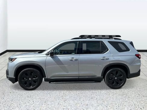 New 2026 Honda Pilot Black Edition image 6
