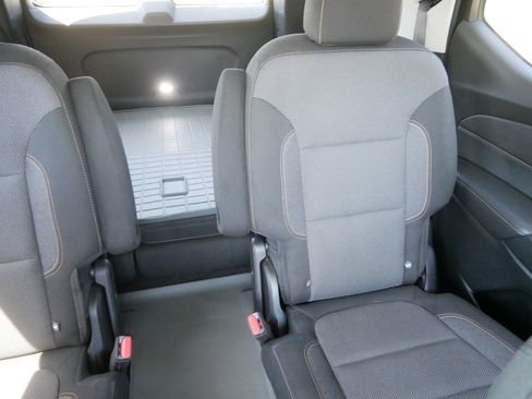 Used 2019 Chevrolet Traverse LT AWD/4WD image 14
