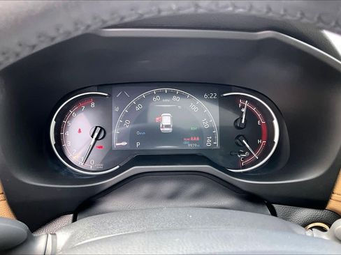 Used 2024 Toyota RAV4 XLE Premium FWD image 26