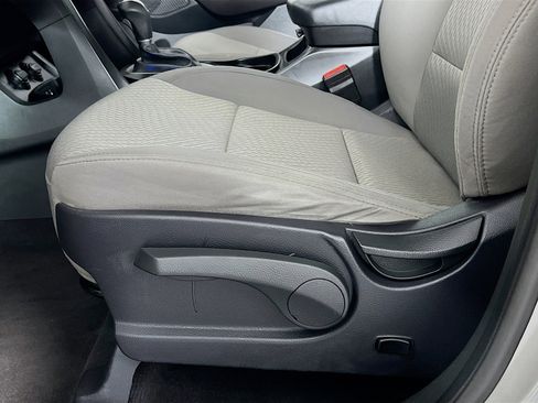 Used 2018 Hyundai Santa Fe Sport FWD image 19