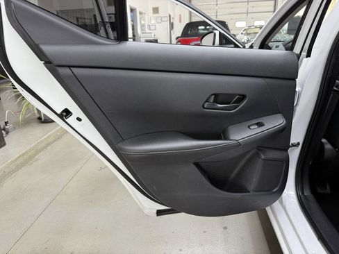 Used 2024 Nissan Sentra S FWD image 12