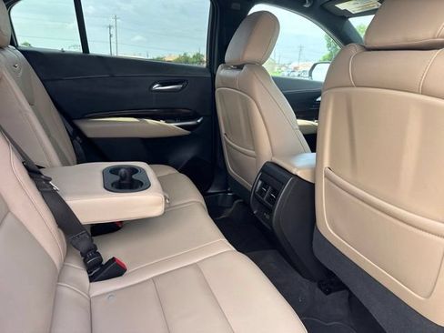 Used 2025 Cadillac XT4 Premium Luxury FWD image 22