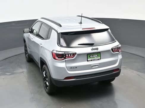 New 2026 Jeep Compass Latitude AWD/4WD image 23