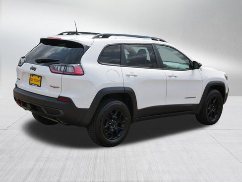 Used 2022 Jeep Cherokee Trailhawk w/ Sound & Nav Group AWD/4WD image 7