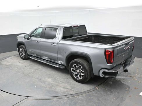 Used 2024 GMC Sierra 1500 SLT w/ SLT Premium Plus Package AWD/4WD image 12