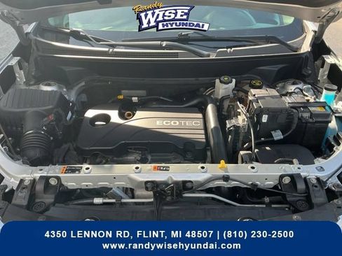 Used 2020 Chevrolet Equinox LT FWD image 22