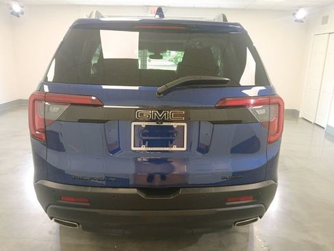 Used 2023 GMC Acadia SLT w/ Elevation Edition AWD/4WD image 12