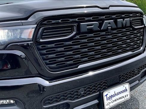 Used 2025 RAM 1500 Big Horn AWD/4WD image 31