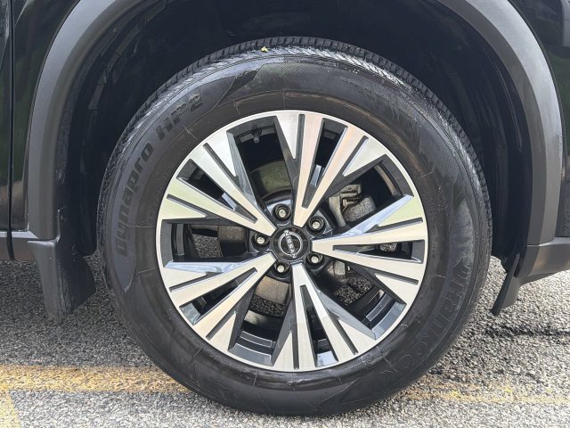 Certified 2023 Nissan Rogue SV w/ SV Premium B Package AWD/4WD image 13