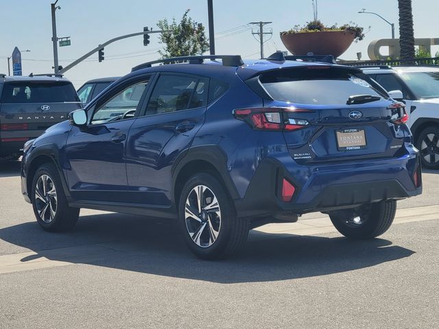 Used 2025 Subaru Crosstrek 2.5i Premium AWD/4WD image 3
