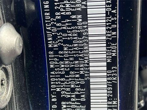 Used 2022 Toyota Corolla LE image 22