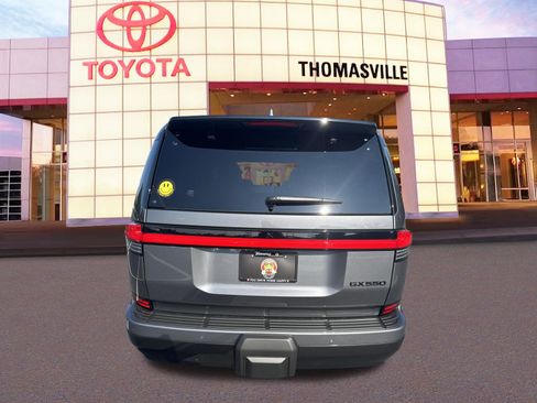 Used 2026 Lexus GX 550 w/ Accessory Package (2T) AWD/4WD image 6