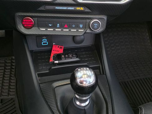 Used 2024 Ford Mustang GT Premium image 13