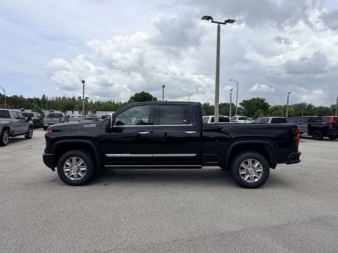 New 2026 Chevrolet Silverado 2500 High Country w/ Technology Package AWD/4WD image 10