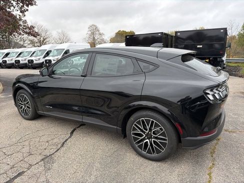 New 2025 Ford Mustang Mach-E Premium image 5