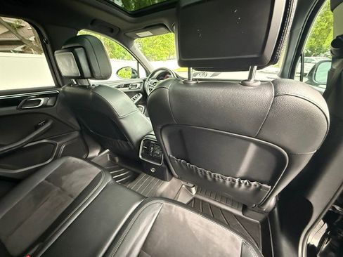 Used 2018 Porsche Macan S AWD/4WD image 24