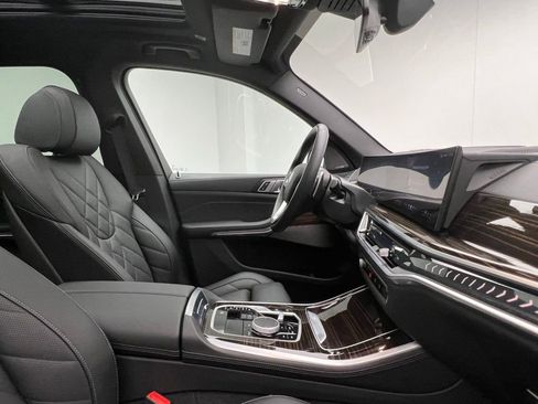 Certified 2025 BMW X5 xDrive40i image 6